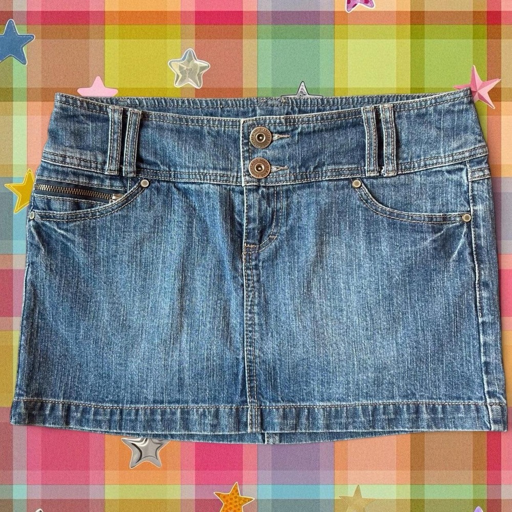 Vintage Low-Rise Mini Skirt Double Buttons